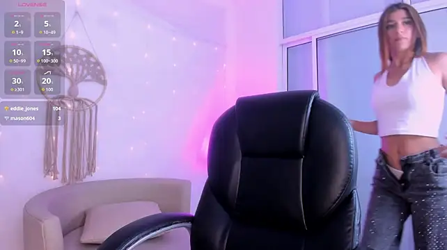 Ginni_charlotte webcam