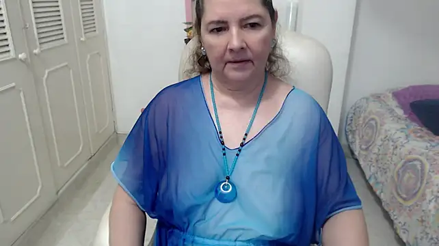leonela_69 webcam