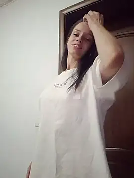 LunnaHayses live cam on StripChat