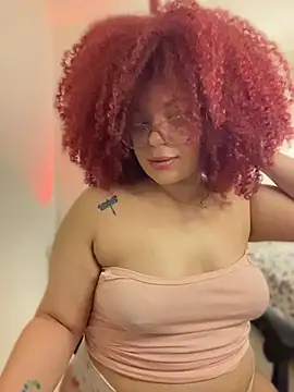 Leyah__ live cam preview