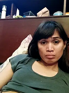 QueenSoreal live cam preview