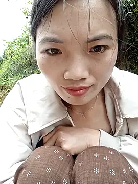 ngan-cute webcam