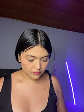 alisson_carolina73 webcam