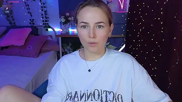 Mira_Mermayd webcam