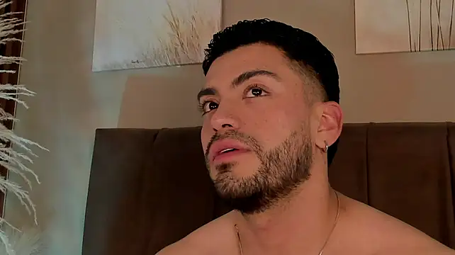 Alexander_Diazz webcam