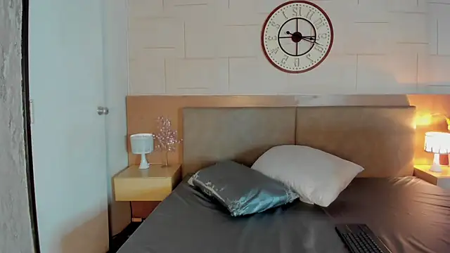 SofiCrystal_ webcam