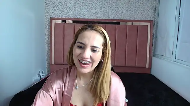 Megan__Hot___ webcam
