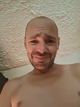 daddyandsplashqueen (Ask my age) - Flash titties