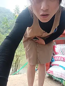 Linda-yiyi webcam