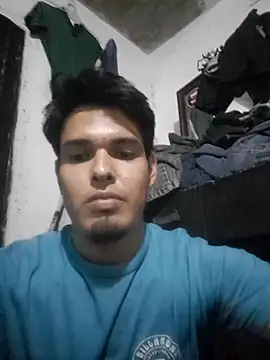 Aguilarcruzkevin31 webcam