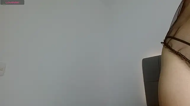 Moon_Ashley_ webcam