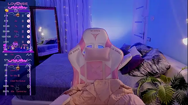 AnyaTaylor_ webcam