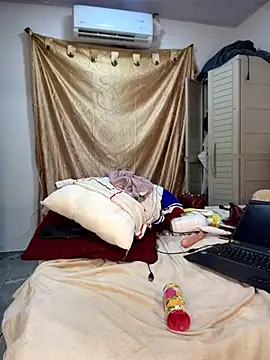 Sarahballiston_ live sex cam