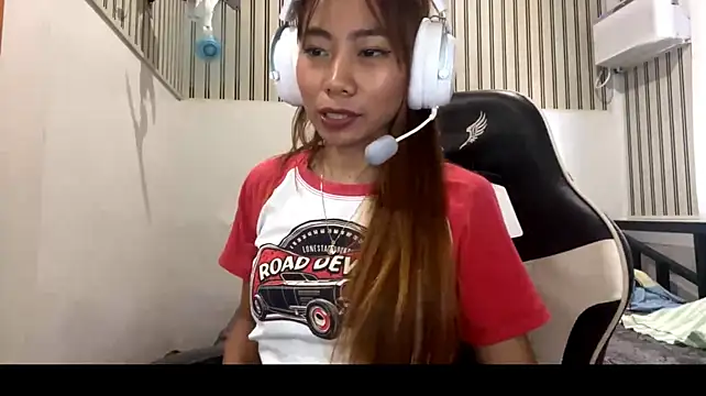 PiaSwida live cam preview