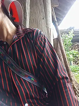Linda-04 webcam