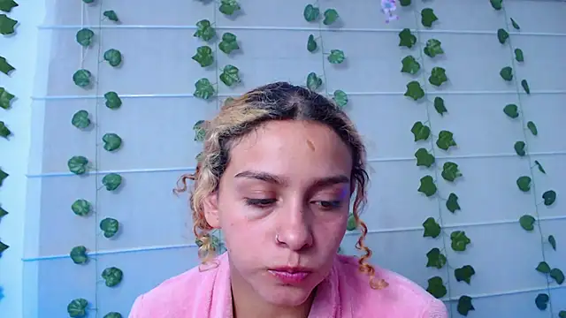 Sarabubbie webcam