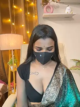 its_ur_flora live cam on StripChat