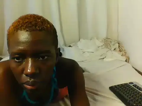 Goldy_petite webcam