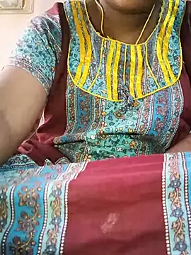 tamil_swathii webcam