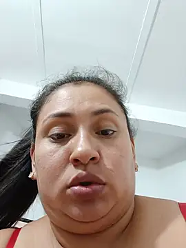 Hot_bella12