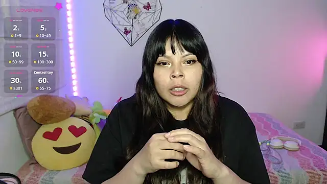 EllieMoonX webcam