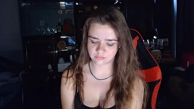 QueenBeatrice webcam