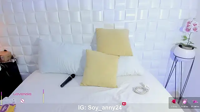 anny_rouse24 live cam preview