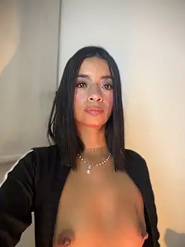 Annacherry_77 webcam