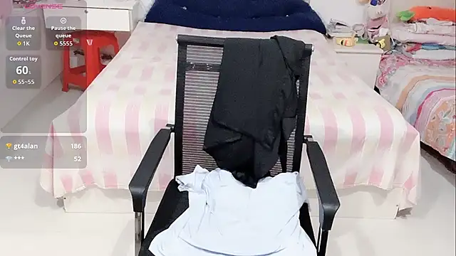 miaomiao-99 webcam