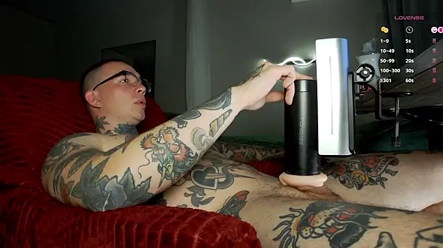 Tommy_cat live cam