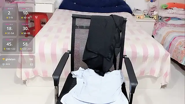 miaomiao-99 webcam