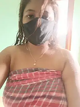 BongQueen9 webcam