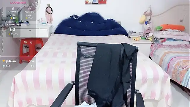 miaomiao-99 webcam