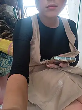 Linda-yiyi webcam
