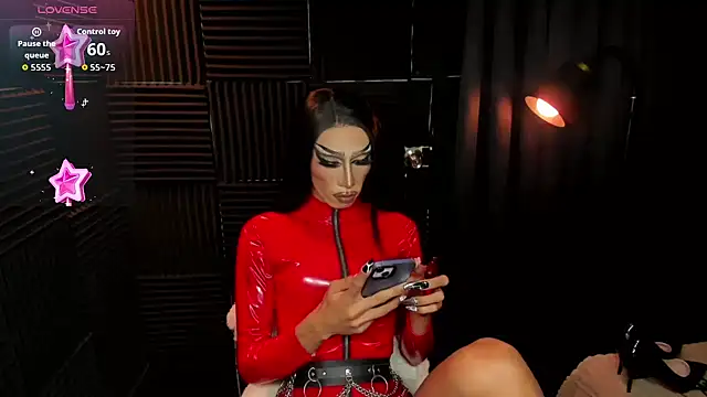 limitlessgoddes_mistress webcam