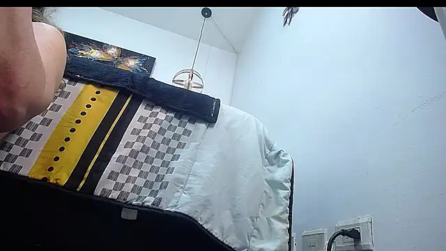 sasi_luna webcam