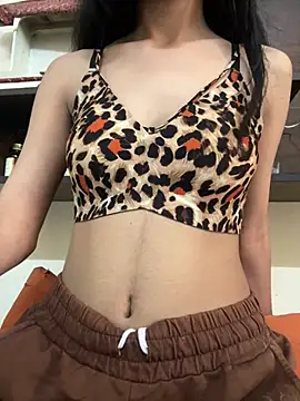 LuxeAura