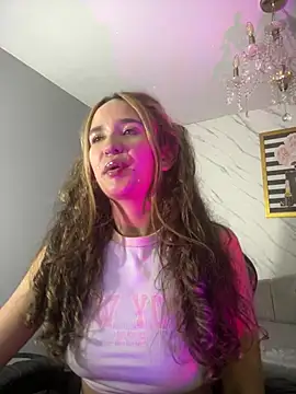 bella_vibess_s webcam