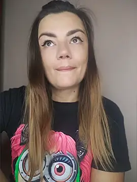 KrissSexi 🔊 free naked chat
