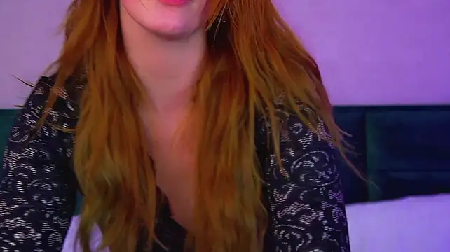 AgataFoxley webcam