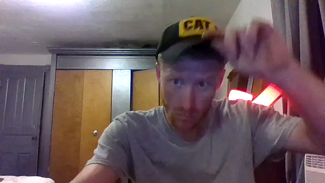 Suspicious1738 webcam