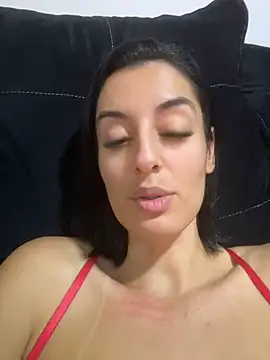 Catmila94 live cam on StripChat