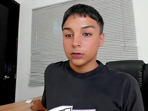 Seductivo_jr webcam