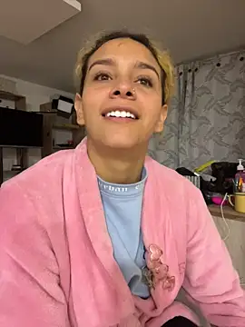 Sarabubbie webcam