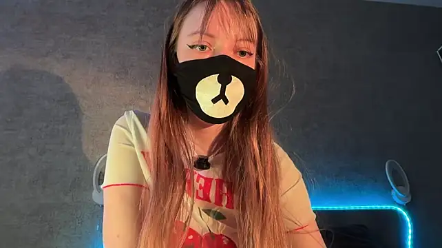 Your_Little_Bear webcam