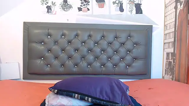 Kylie_Jennerr webcam