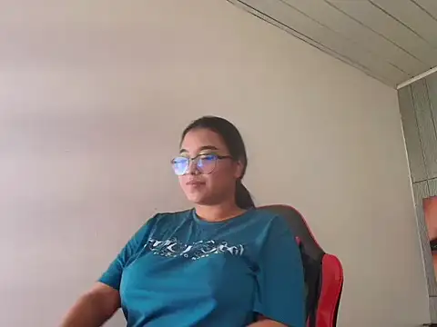 susan_mooree live cam preview