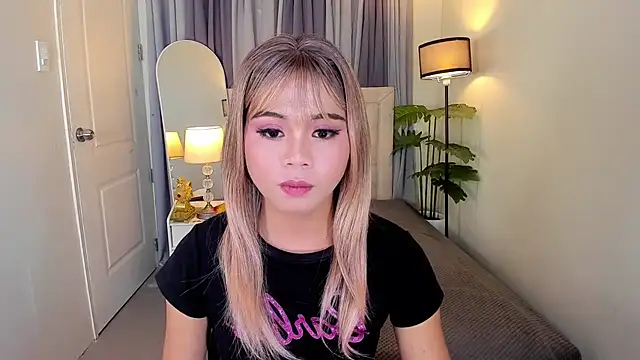 UnforgetableAsianCock webcam
