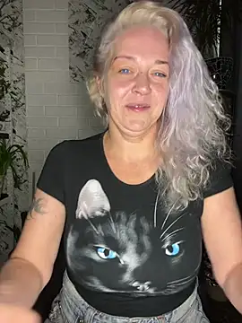 JenniferCarmen webcam