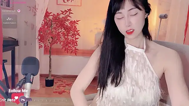 noomi-1111 webcam